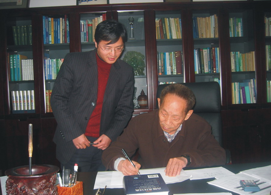 倡導(dǎo)保健養(yǎng)豬 造福人民健康